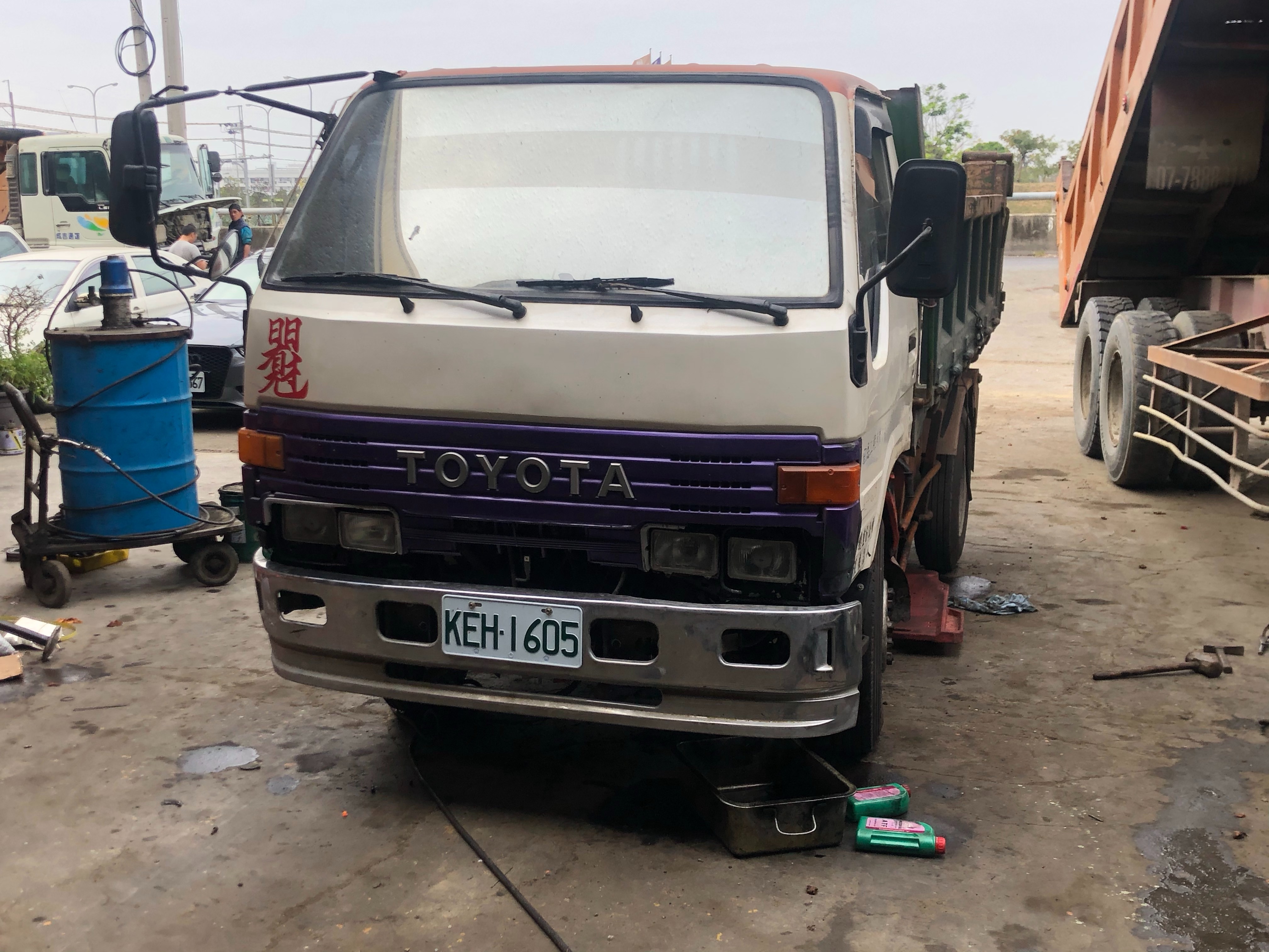 6噸傾卸車圖片